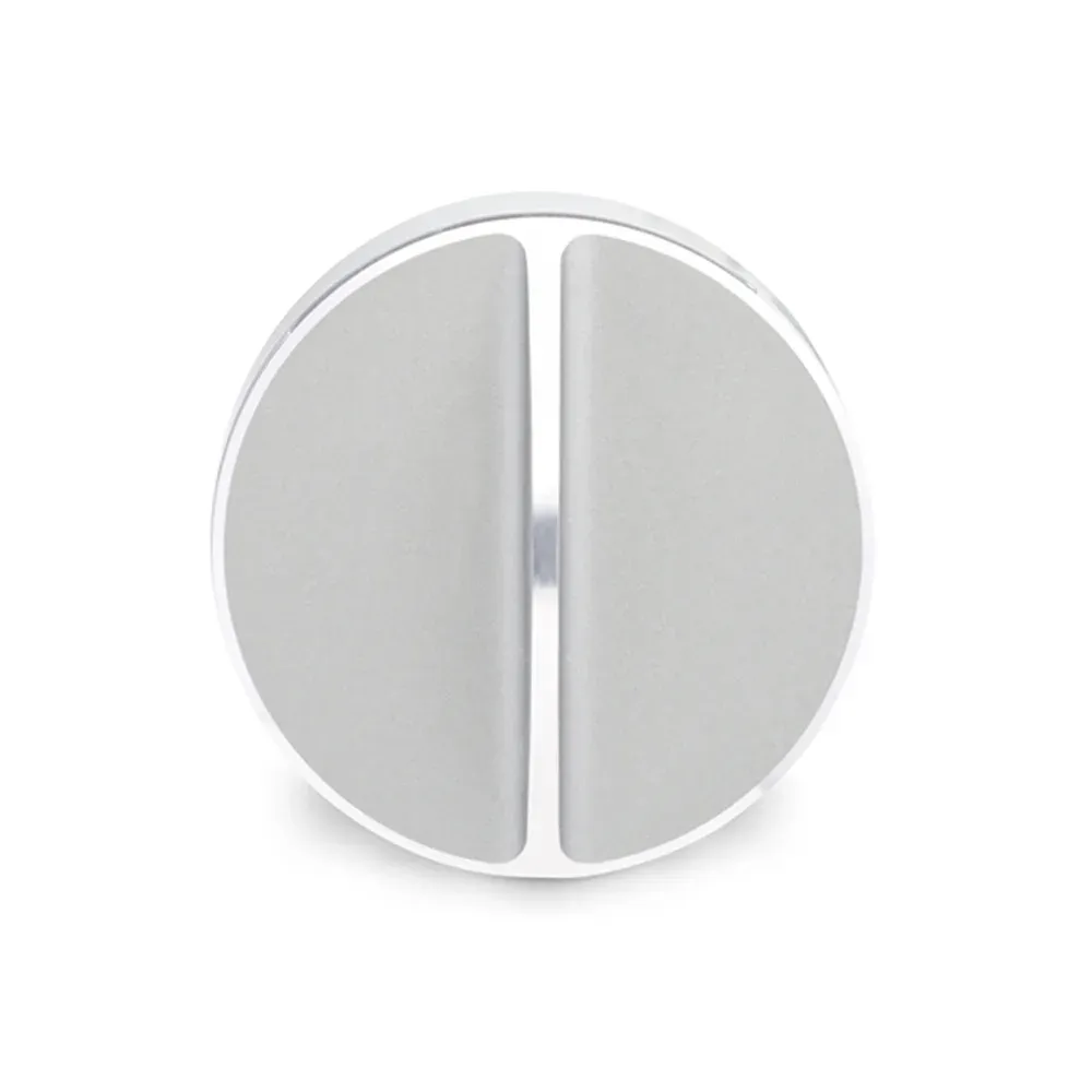 Danalock V3, boîtier rond argenté vu de face avec sa manette fendue